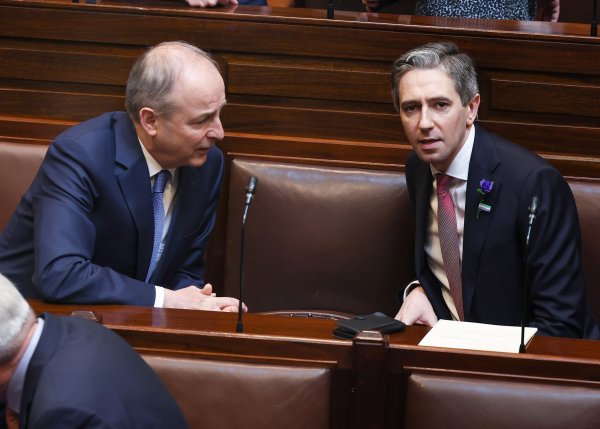 Die Parteien von Simon Harris und Micheál Martin wollen ihre Zusammenarbeit fortsetzen. (Archivbild) - © ---/Maxwell Photography/Press Association/dpa