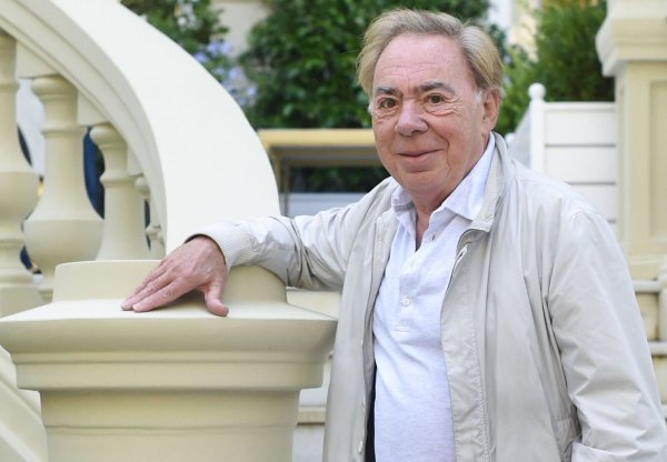 Sir Andrew Lloyd Webber - inzwischen 77 - wird wieder gern gespielt und erfreut sich seiner Wiederentdeckung. (Archivbild) - © Gustavo Valiente/EUROPA PRESS/dpa