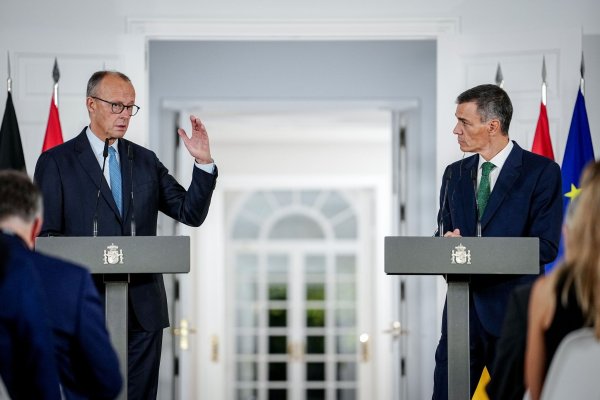 Die Bundesregierung will sich bis zum EU-Gipfel Anfang Oktober zu dem Vorstoß von von der Leyen für Sanktionen gegen Israel positionieren. - © Kay Nietfeld/dpa