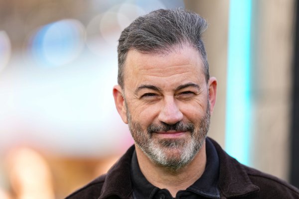 Talkmaster Jimmy Kimmel ist erstmal weg vom Bildschirm. (Archivbild) - © Scott A Garfitt/Invision/AP/dpa