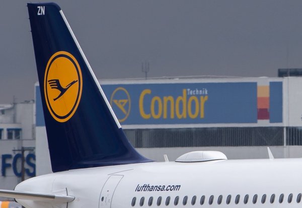 Lufthansa und Condor - © Foto: Silas Stein/dpa