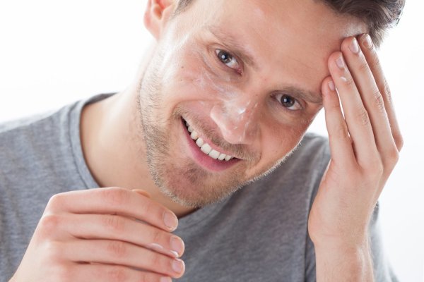 Hautpflege für den Mann - © Foto: Christin Klose/dpa-tmn