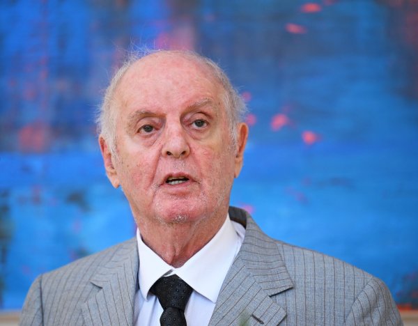 Star-Dirigent Daniel Barenboim ist an Parkinson erkrankt. (Archivbild) - © Soeren Stache/dpa