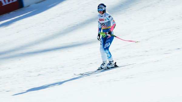 Lindsey Vonn ist bei ihrem WM-Comeback ausgeschieden. - © Jens Büttner/dpa