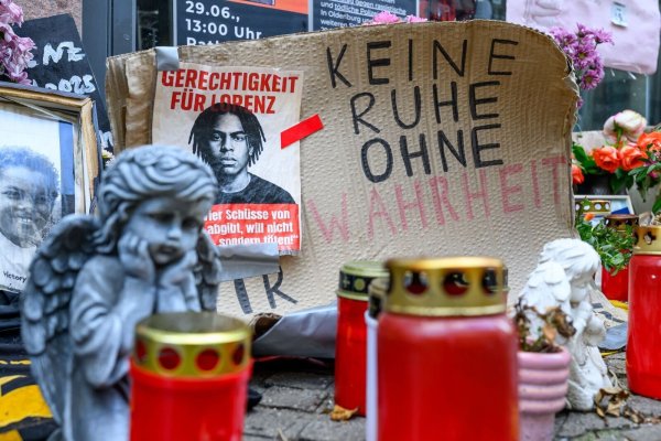 Der gewaltsame Tod des 21-jährigen Lorenz hat viele Fragen aufgeworfen. Die Ermittlungen der Staatsanwaltschaft sollen Antworten geben. (Archivbild) - © Izabela Mittwollen/dpa