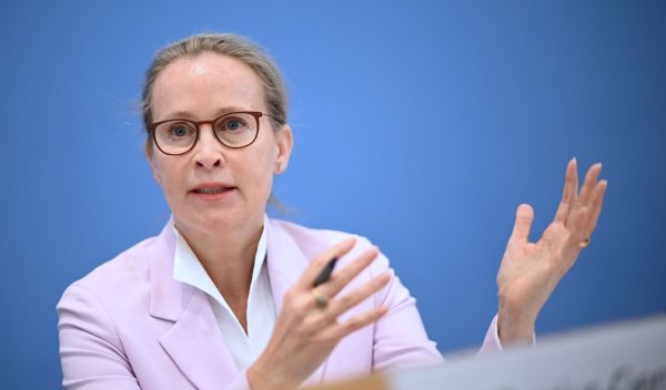 Die Juristin Frauke Brosius-Gersdorf steht nicht mehr für das Amt als Richterin am Bundesverfassungsgericht zur Verfügung. (Archivbild) - © Britta Pedersen/dpa