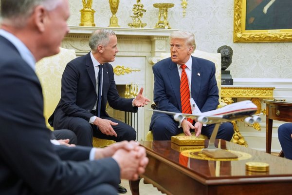 Carney und Trump im Weißen Haus. - © Evan Vucci/AP/dpa