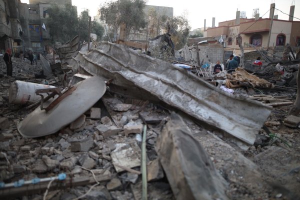 Zerstörungen nach Angriff in Al-Bureidsch. (Archivbild) - © Marwan Dawood/XinHua/dpa
