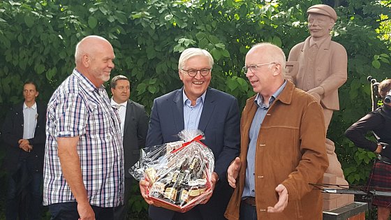 Frank-Walter Steinmeier feiert in Brakelsiek