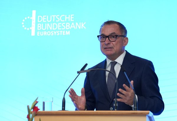 Bundesbank-Präsident Nagel warnt vor Schäden für die deutsche Wirtschaft im Zuge neuer US-Zölle (Archivbild). - © Marcus Brandt/dpa