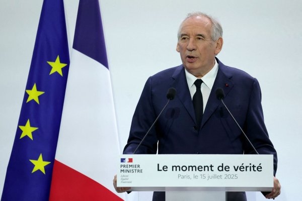 Anfang der Woche wird der Sturz von Premier Bayrou und seiner Regierung erwartet. (Archivbild) - © Thomas Samson/AFP/dpa