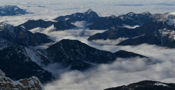 Der Kletterunfall ereignete sich im Mieminger Gebirge. (Archivbild) - © Angelika Warmuth/dpa