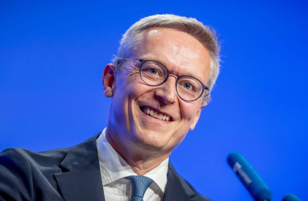 Wildberger: «Ich bin sehr ermutigt durch das, was ich von den Teams gesehen habe, die die digitale Brieftasche entwickeln». (Archivbild) - © Michael Kappeler/dpa