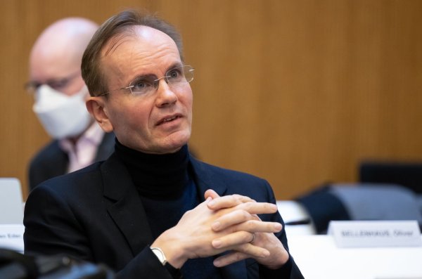 Der frühere Wirecard-Chef Markus Braun pocht nach fast fünf Jahren in Untersuchungshaft nach wie vor auf seine Unschuld. (Archivbild) - © Sven Hoppe/dpa