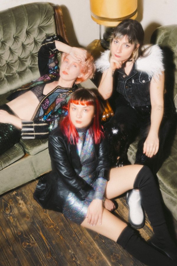 Die Band My Ugly Clementine. - © Rea von Vi/Wohnzimmer Promotion/dpa