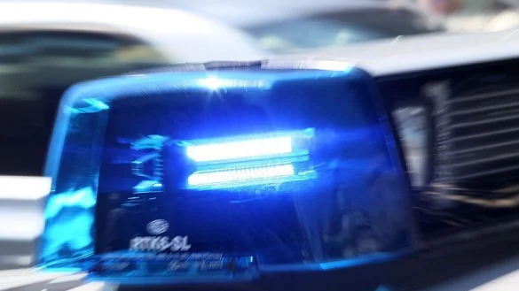 Unbekannte Einbrecher verschaffen sich Zugang zu einem Firmengel&auml;nde in Jerxen-Orbke, ziehen aber unverrichteter Dinge wieder ab. - &copy; Symbolbild: dpa