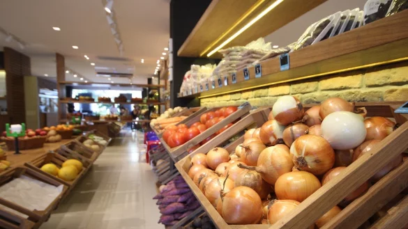 Privathaushalte sind auch f&uuml;r den Fall von Naturkatastrophen angehalten, Lebensmittelvorr&auml;te anzulegen. - &copy; Pixabay