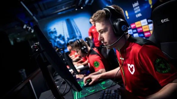 - &copy; Helena Kristiansson/ESL Gaming/dpa