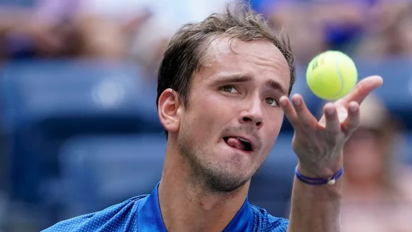 - &copy; John Minchillo/AP/dpa