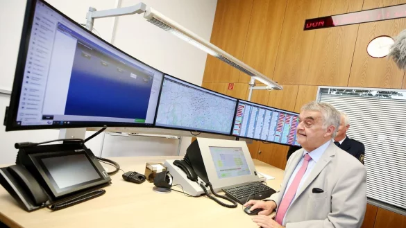 - © Roland Weihrauch/dpa