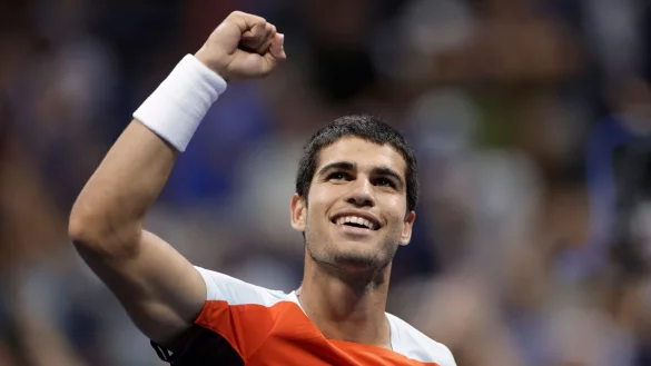 - © Adam Hunger/AP/dpa