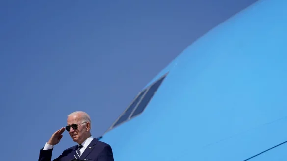 - &copy; Evan Vucci/AP/dpa