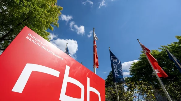 - &copy; Monika Skolimowska/dpa