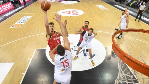 - © Michael Schwartz/dpa