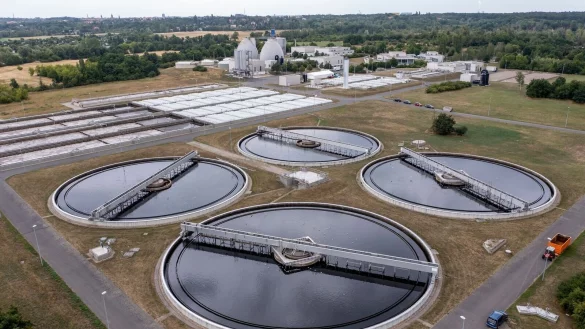 - &copy; Jan Woitas/dpa