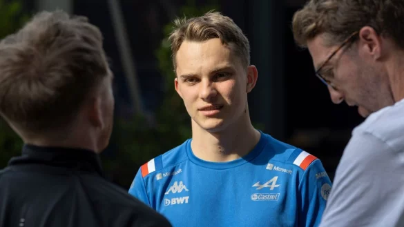 - &copy; George Hitchens/SOPA Images via ZUMA Press Wire/dpa