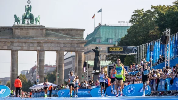 F&uuml;r den Berlin-Marathon liegen mehr als 45.000 Meldungen vor - &copy; Andreas Gora/dpa