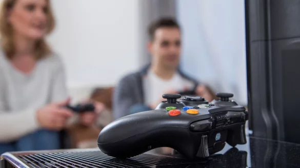 Online-Spiel trotz Rechte-Verzicht zur&uuml;ckgeben - &copy; Foto: Christin Klose/dpa-tmn