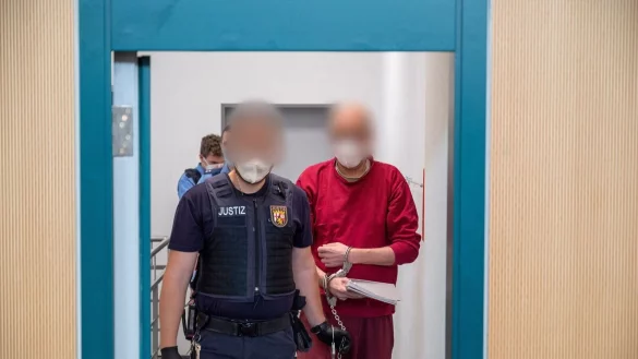 - © Harald Tittel/dpa