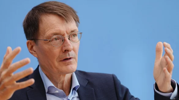 Die Omikron-Variante des Coronavirus breitet sich in Deutschland rasant aus. - &copy; Picture Alliance