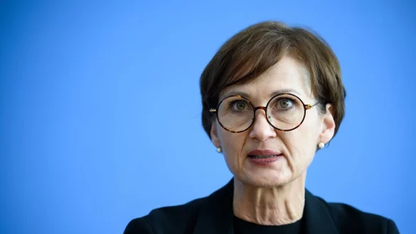 - &copy; Bernd von Jutrczenka/dpa