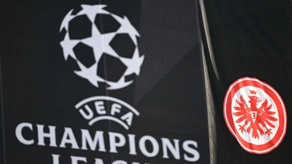 - © Arne Dedert/dpa