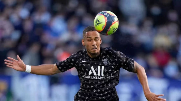 - &copy; Francois Mori/AP/dpa