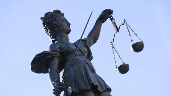 - &copy; Arne Dedert/dpa/Symbolbild