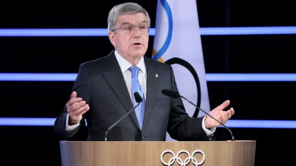 IOC-Chef Thomas Bach hat sich mit Italiens Wahlgewinnerin Giorgia Meloni getroffen. - &copy; Denis Balibouse/KEYSTONE REUTERS POOL/dpa