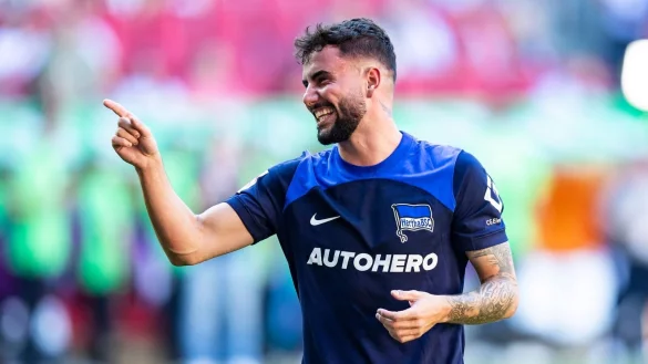 - &copy; Tom Weller/dpa