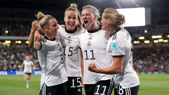 - © Nick Potts/PA Wire/dpa