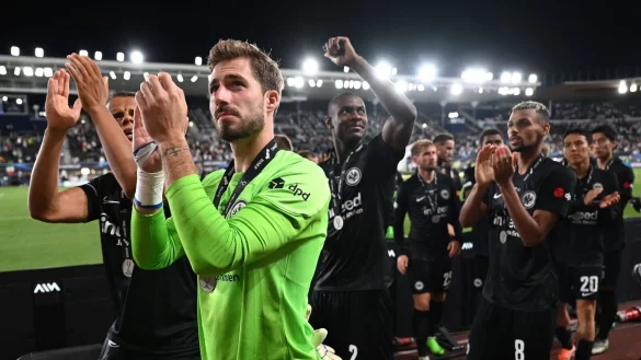 - © Arne Dedert/dpa