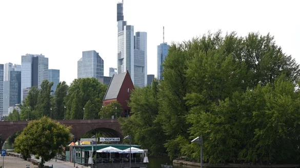 - &copy; Arne Dedert/dpa