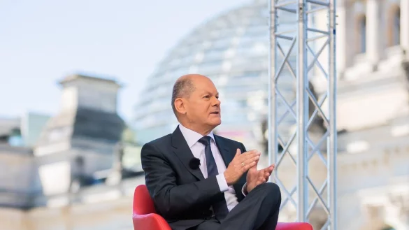 - &copy; Christoph Soeder/dpa