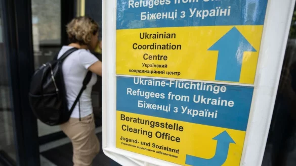 - &copy; Frank Rumpenhorst/dpa