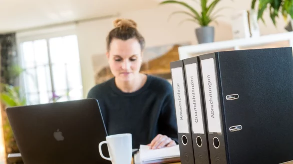 Ganz sch&ouml;n viel Arbeit, so eine Grundsteuererkl&auml;rung. Gut, dass die computerisierten Helfer meistens n&uuml;tzlich sind. - &copy; Benjamin Nolte/dpa-tmn