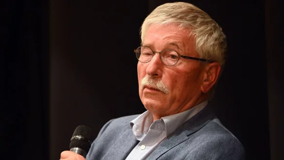 - &copy; Martin Schutt/dpa-Zentralbild/dpa