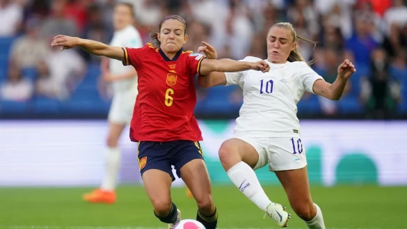 - &copy; Adam Davy/PA Wire/dpa