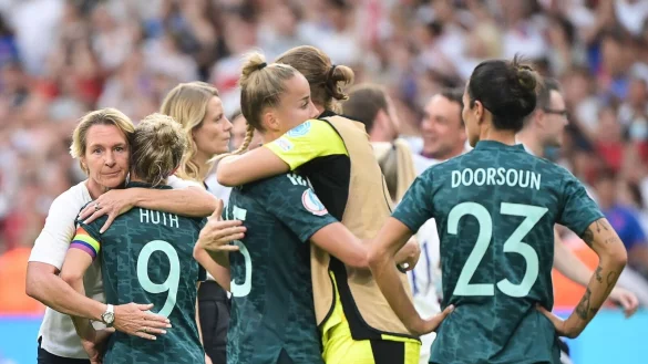 - &copy; Sebastian Christoph Gollnow/dpa