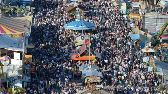 - © picture alliance / dpa